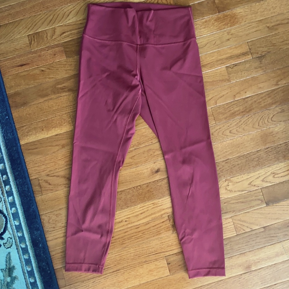Lululemon Aligns 25”